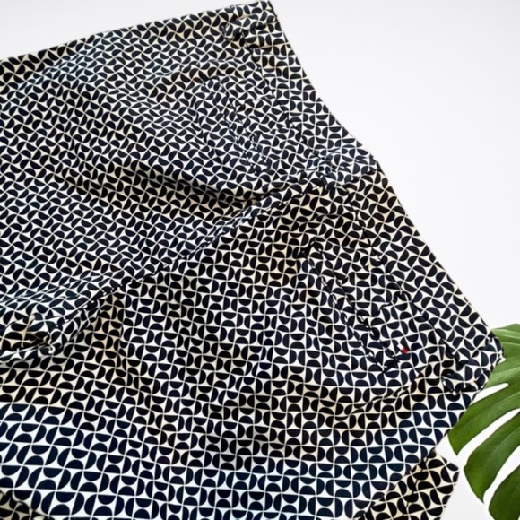 Tommy Hilfiger Stretch Slim Ankle Pants Size 10 - Picture 4 of 9